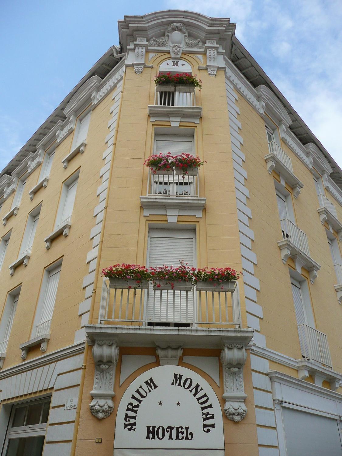 Hotel Atrium Mondial Lourdes Exterior foto